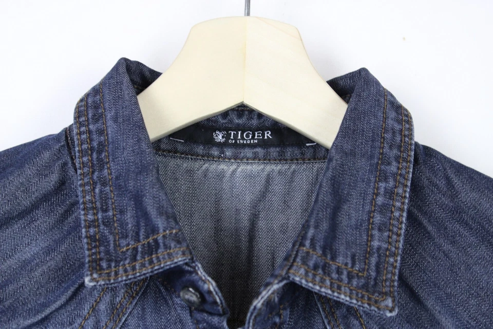 Tapeta de botones Tobo Tiger Of Sweden para hombre con cuello (Reino Unido) 40 Foto 4 de 4