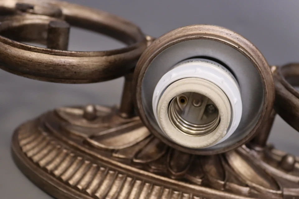 W0156-Vaxcel-Avenant accesorio de tocador de baño de 3 luces - acabado bronce francés Foto 4 de 4