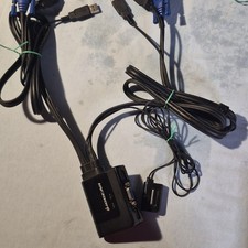 IOGear 2-Ports External USB KVM With Audio Switch Model 'GCS22U' Used