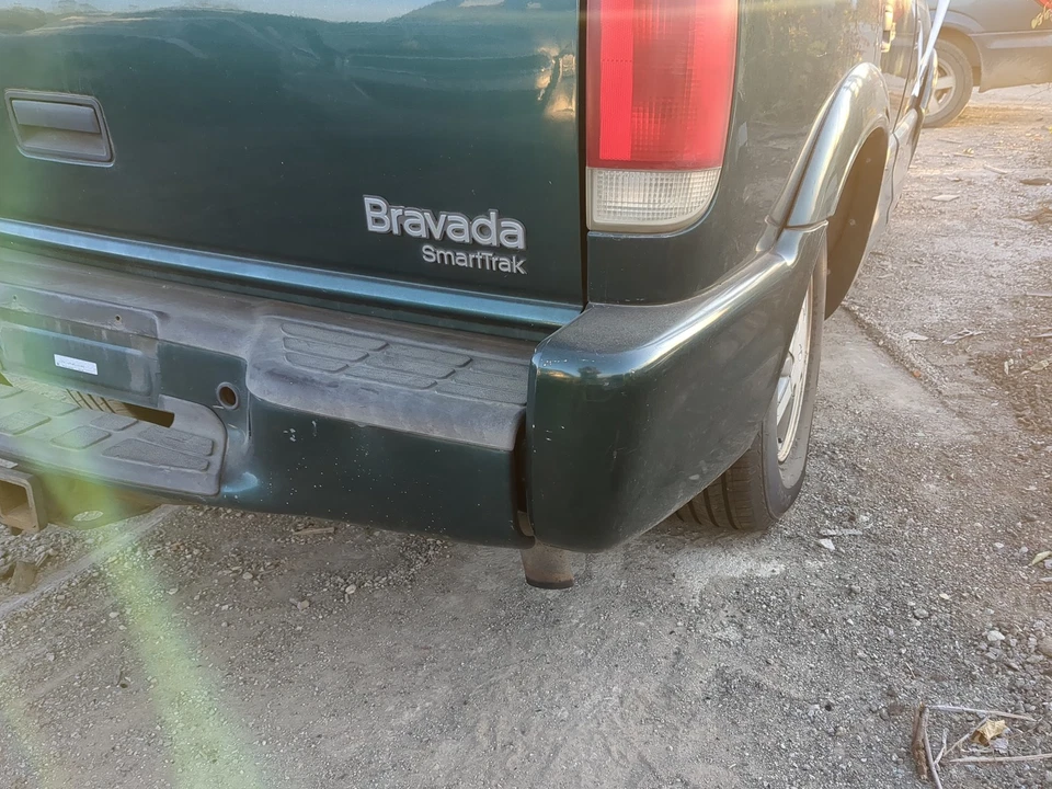 1998-2001 Oldsmobile Bravada Rear Bumper Assembly Oem QGT0X Foto 2 de 3