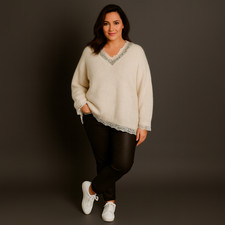 ROCKTHOSECURVES WOMENS Super Soft V neck Jumper with Lace and Jewels