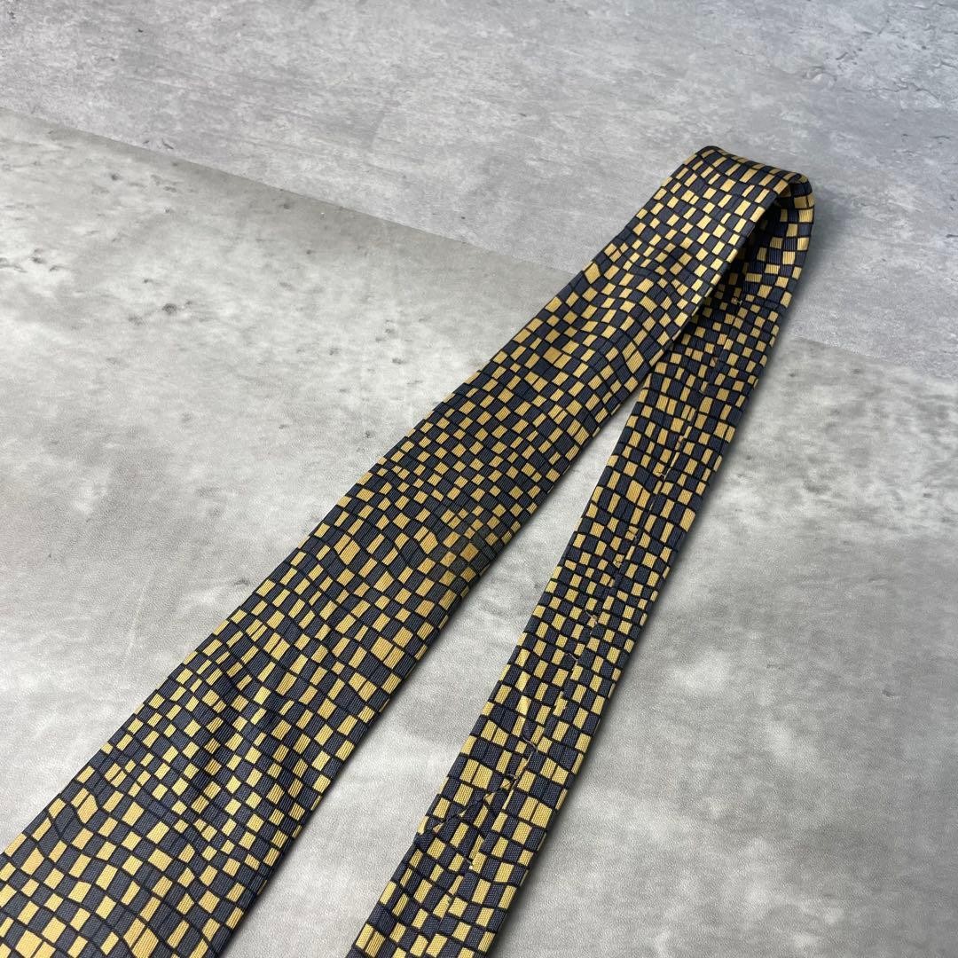 HERMES checkered art pattern random block tie, ye… - image 5