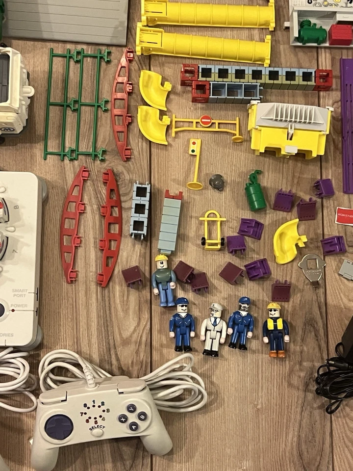 Rokenbok Action Factory Deluxe Starter Set Tested Working 2 Controllers Vintage - Image 4 of 4