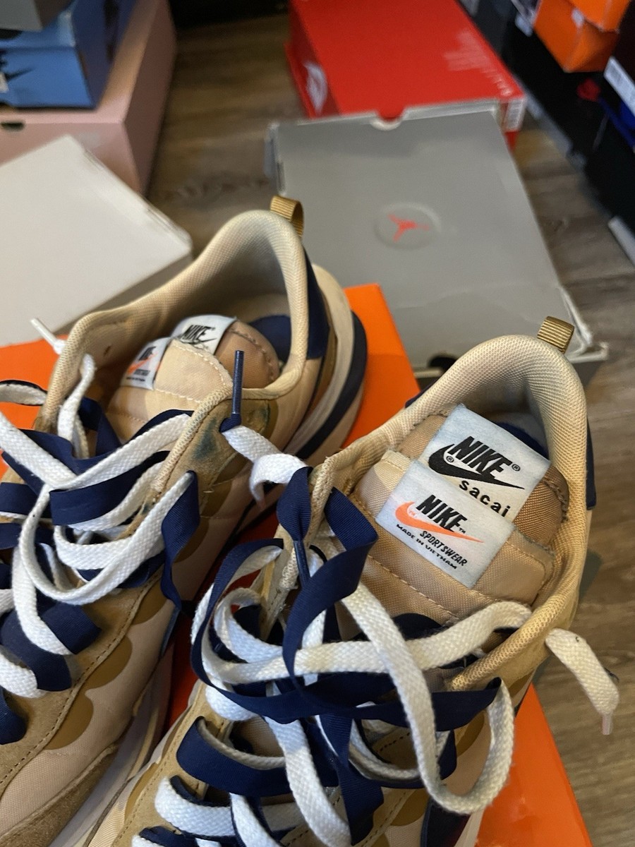 Size 11 - Nike VaporWaffle x Sacai Tan Navy View 2