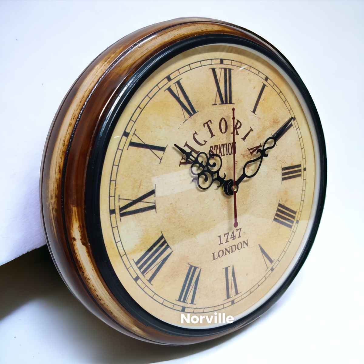 Antique Style Wood Wall Clock Vintage Decorative Timepiece for