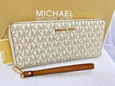 New Michael Kors Jet Set Travel MK Continental Wallet Wristlet Vanilla