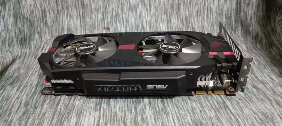 asus gtx580 matrix - Image 2 of 4