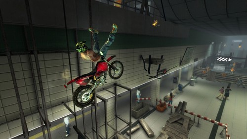Urban Trial Freestyle PC Game 2013 Stunt Bike Racing - Picture 3 of 4