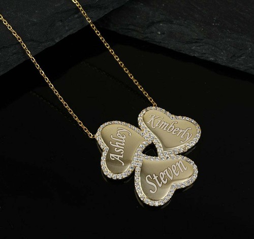 Custom 3 Hearts Zirconia Name Necklace 