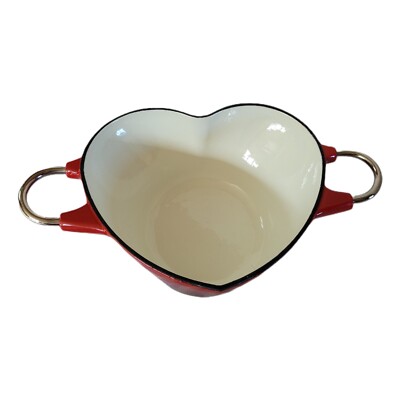 Rare COTTAGE COLLECTION Heart Shaped Enamel Cast Iron Dutch Oven 2L Red NO  LID