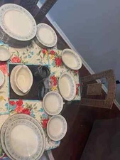 Noritake china dishes set