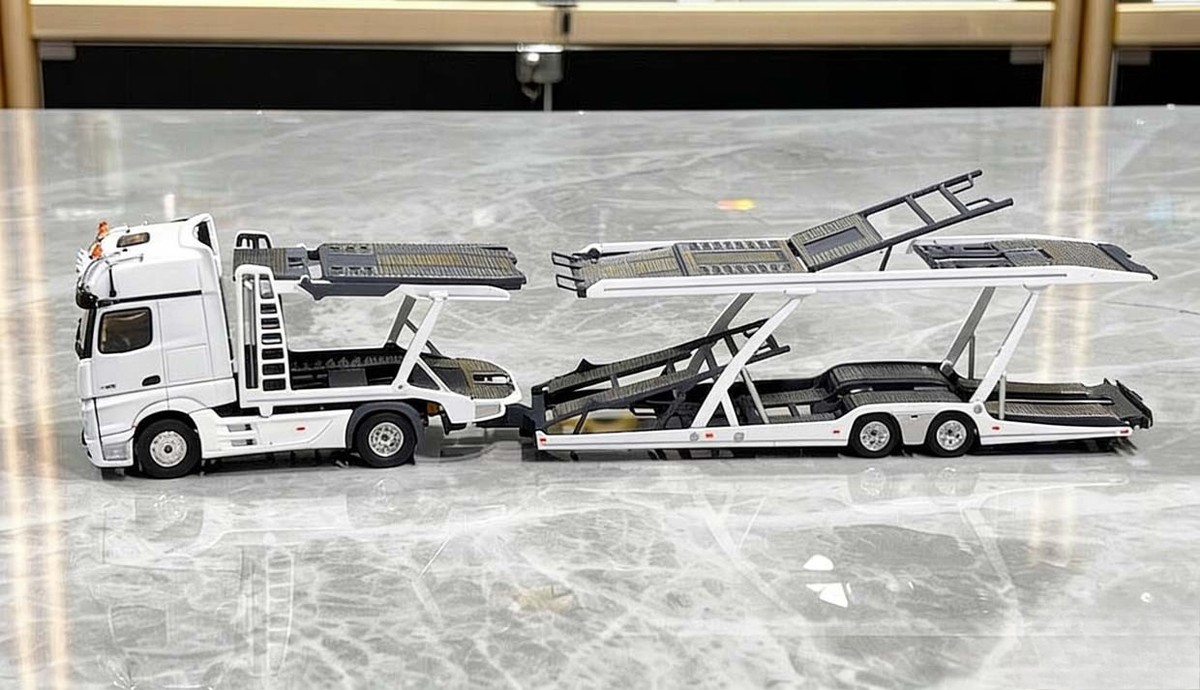 GCD 1:64 White Actros Gigaspace 4x2 Trailer Truck Model Diecast