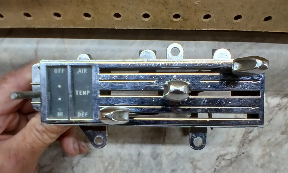 Oldsmobile 442 Cutlass 1964 1965 tablero controles de calefacción F-85 sin aire acondicionado  Foto 2 de 4