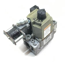 Honeywell VR8305Q4153 Lennox 78L6001 2-Stage Furnace Gas Valve 3/4" used #G235