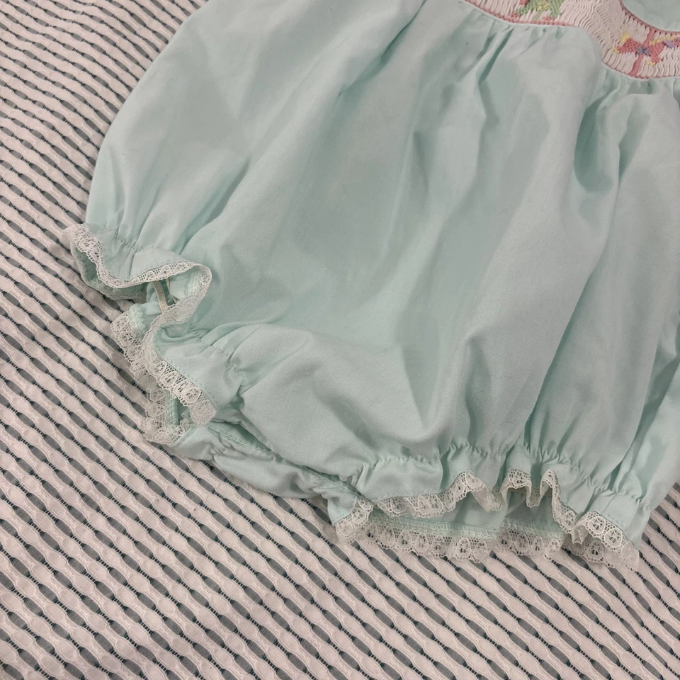 Vtg Petit Ami Smocked Baby Girl Bubble Romper Carousel Horses Sz 3 Months - Image 4 of 4