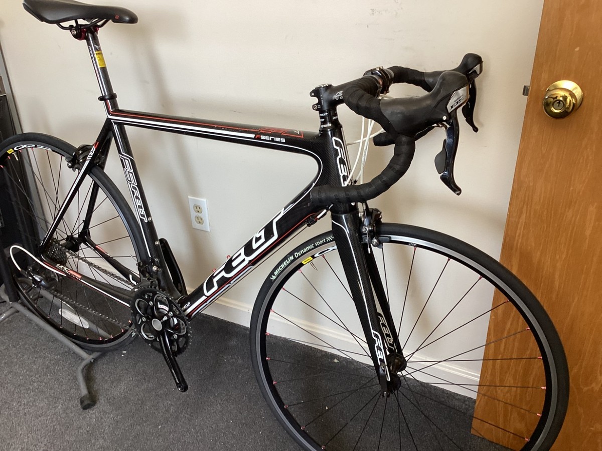 2011 Felt F5 Carbon Road Bike -- 58cm -- Shimano 105 10 -- Mavic