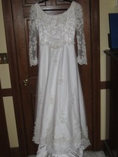 Beaded Sequined Floral Embroidered White Wedding Dress w/Attached Train - Sz 12