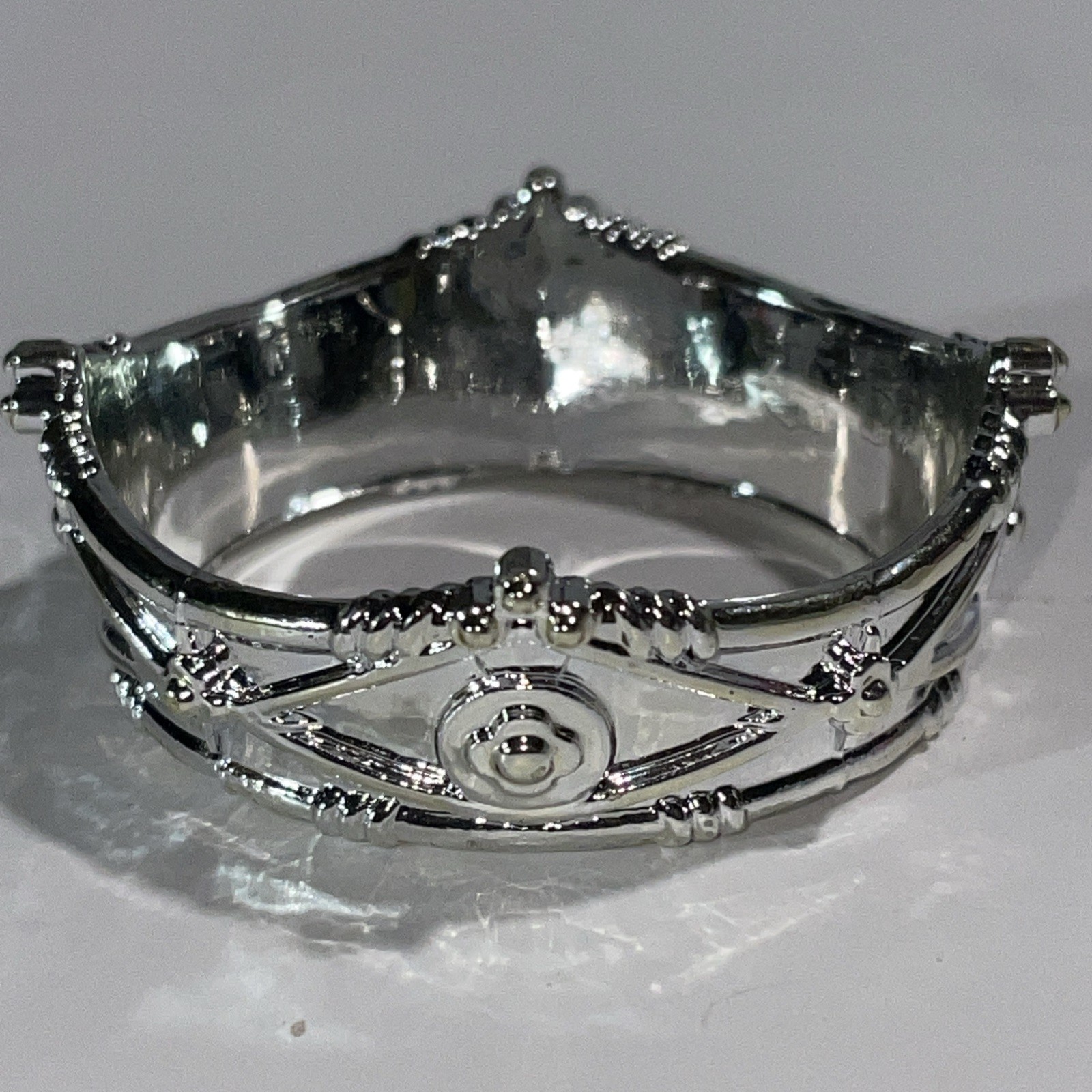 K64 Vintage 2000 Mattel ROSE PRINCE KEN Accessory Silver CROWN ONLY