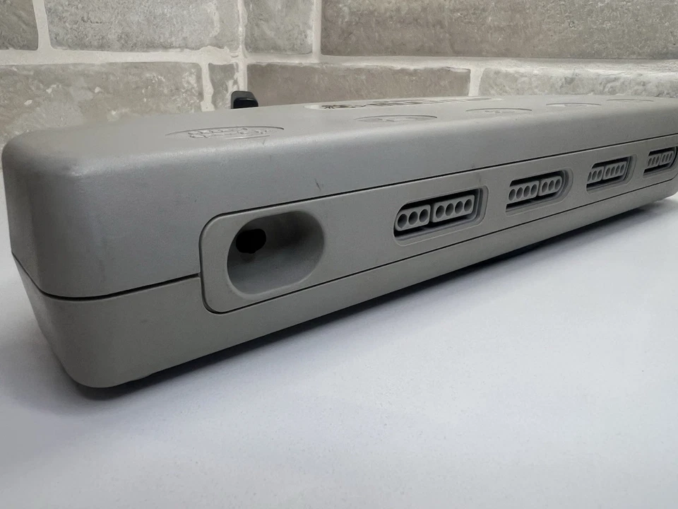 Super Nintendo SNES Official Hudson Soft MultiTap (Model HC-698) - Tested HTF - Image 4 of 4