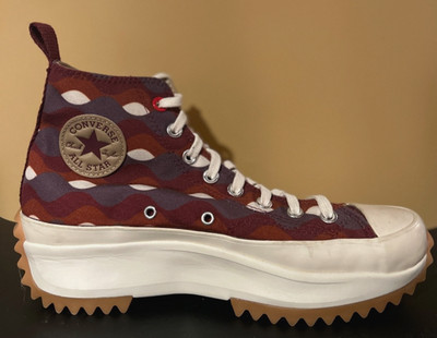 Converse Run Star Hike Platform High size 8½ Chuck Taylor