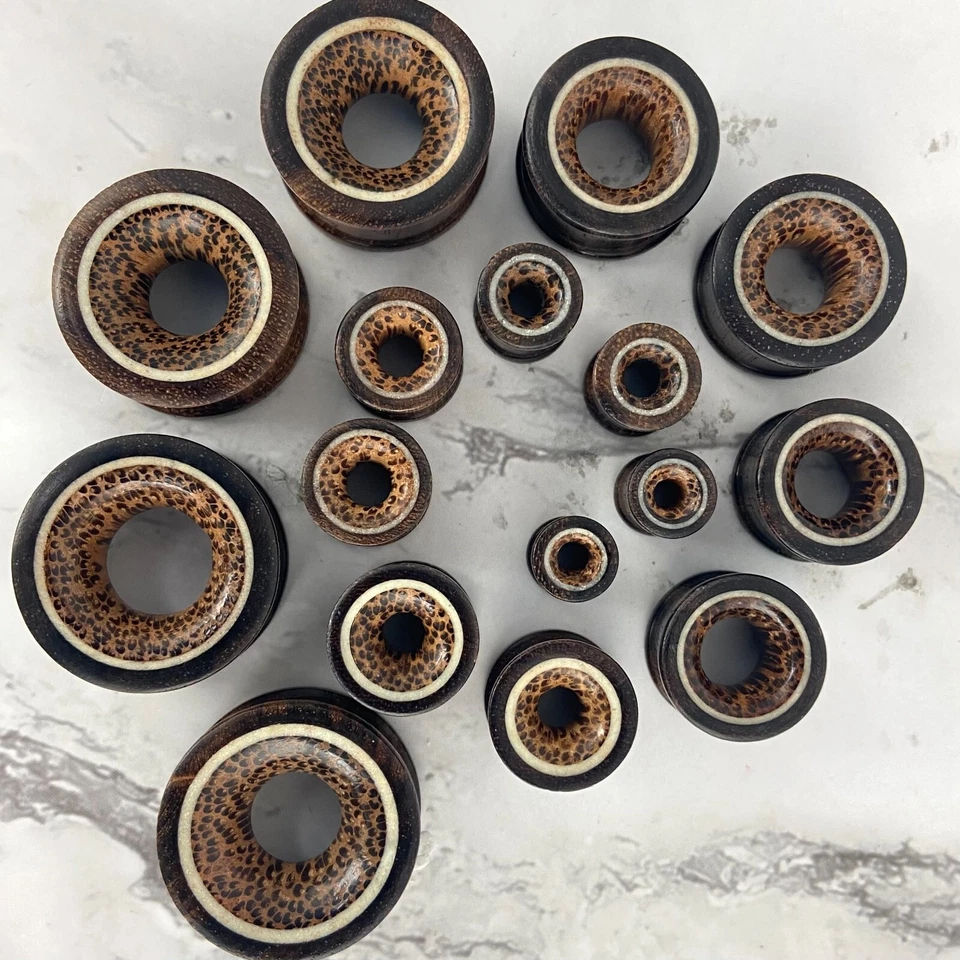 Túneles de madera Sono con incrustación de madera de coco conjunto de medidores par ELIGE EL TAMAÑO orgánico Foto 4 de 4