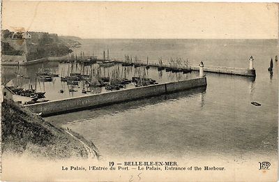 CPA BELLE-ILE-en-MER - Le Palais l'Entré du Port (205503)