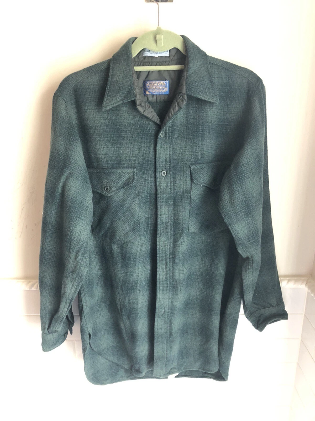 Pendleton Outdoor Man Flannel Shirt Sz Medium Plaid green blue