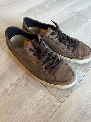 ECCO Shoes Mens Sz US 9 Soft 7 Casual Comfort Sneakers Brown Leather Lace Up