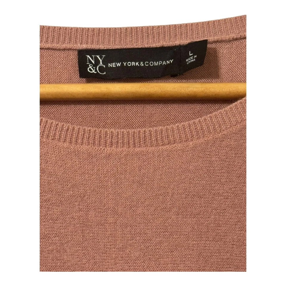 Suéter ligero manga dolman rosa polvorienta New York & Company para mujer talla L Foto 4 de 4