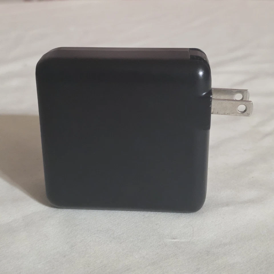 Anker PowerPort 4 USB Wall Charger Fast Charging Foldable Plug for Apple/Android - Image 3 of 4