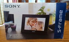 Sony DPF-D70 S-Frame 7" Digital Picture Frame With Remote Open Box