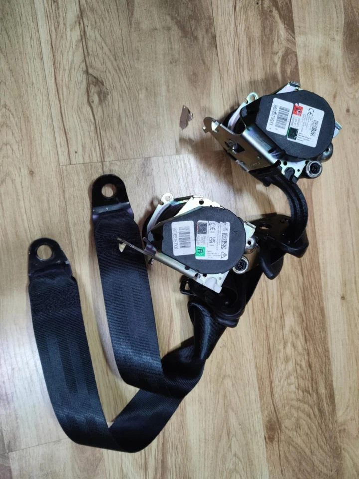 Ceinture de Sécurité CITROEN C3 MK3 III 3 2016-2023 ARRIERE PAIR ORIGINAL - Photo 1/3