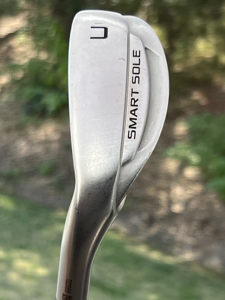 Cleveland Smart Sole Chipper 42* Steel Stiff 34.25" Cleveland Grip Left-Handed - Image 3 of 4