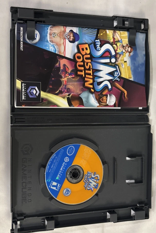 Sims Bustin' Out (Nintendo GameCube, 2003) - CIB - Disc Resurfaced - Image 4 of 4