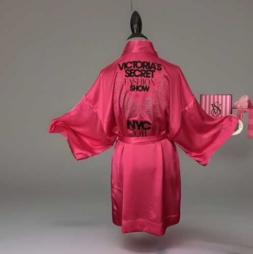 Victoria’s Secret 1 SZ VTG ‘11 NYC Runway Show Angel Wing Kimono+Sash B (READ) - Picture 2 of 22