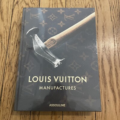 Louis Vuitton Manufactures Book English Version New Sealed Skate Trainer Wallet