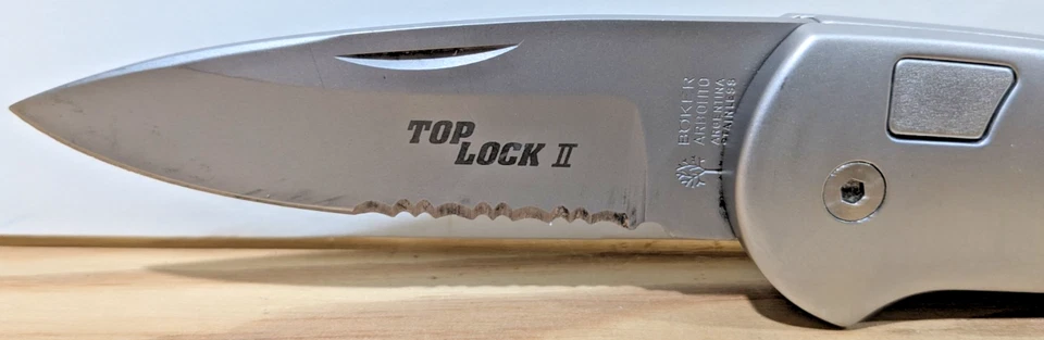 CUCHILLO BOKER ARBOLITO ARGENTINA TOP LOCK II ACERO INOXIDABLE PLEGABLE PUNTO DE CAÍDA Foto 2 de 4