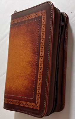 Day-Timer Bordere Tooled Brown Leather YKK Zipper Planner Organizer  A10