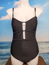 NWT Cupshe Womens One Piece Swimsuit Size Medium. Black Color Back Tie