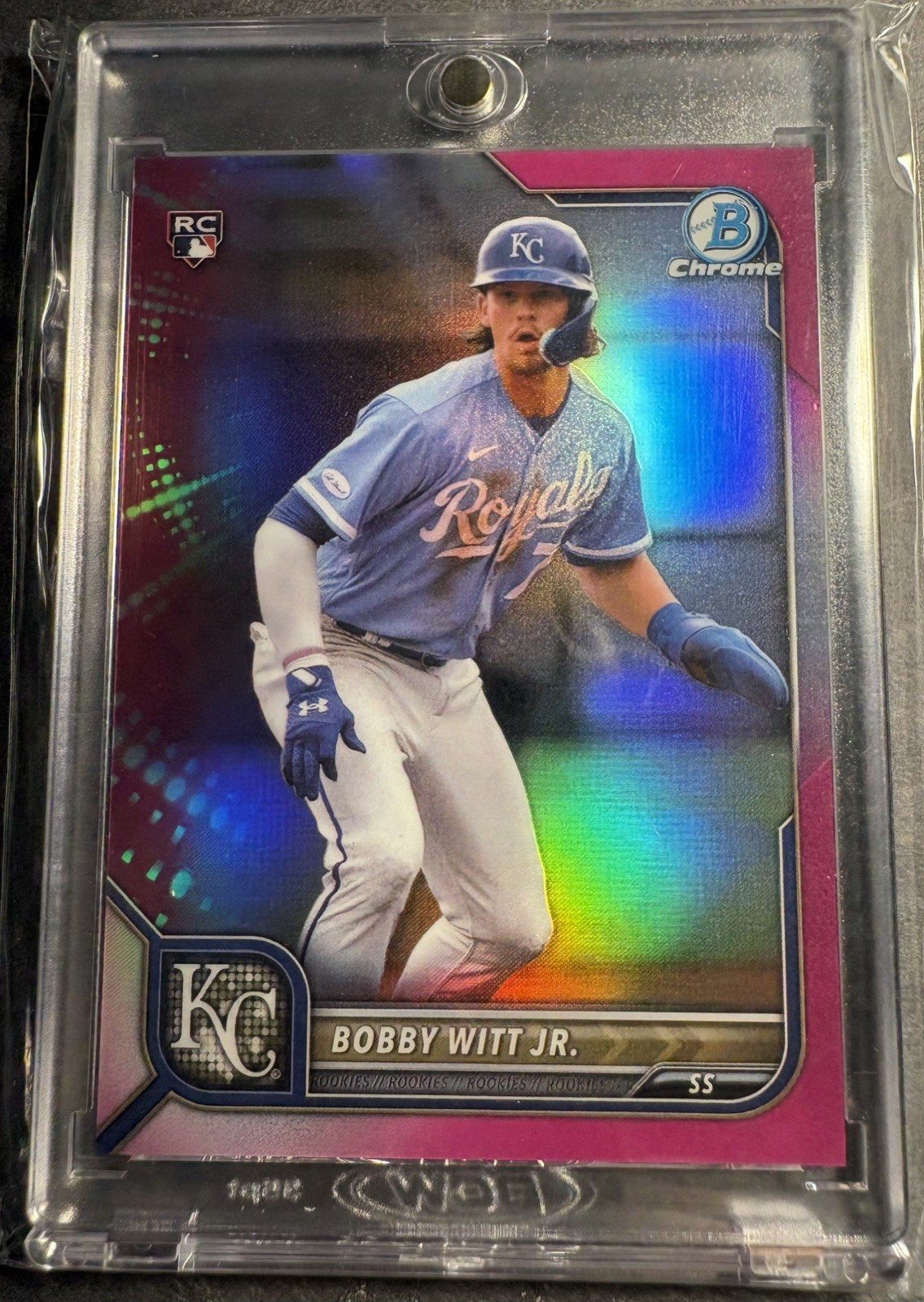2022 Bowman Chrome - Bobby Witt Jr. #77 Fuchsia Refractor /299 (RC)🔥📈