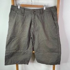 Country Road Shorts Mens 38 Green Bermuda Flat Front Pockets Casual Outdoor