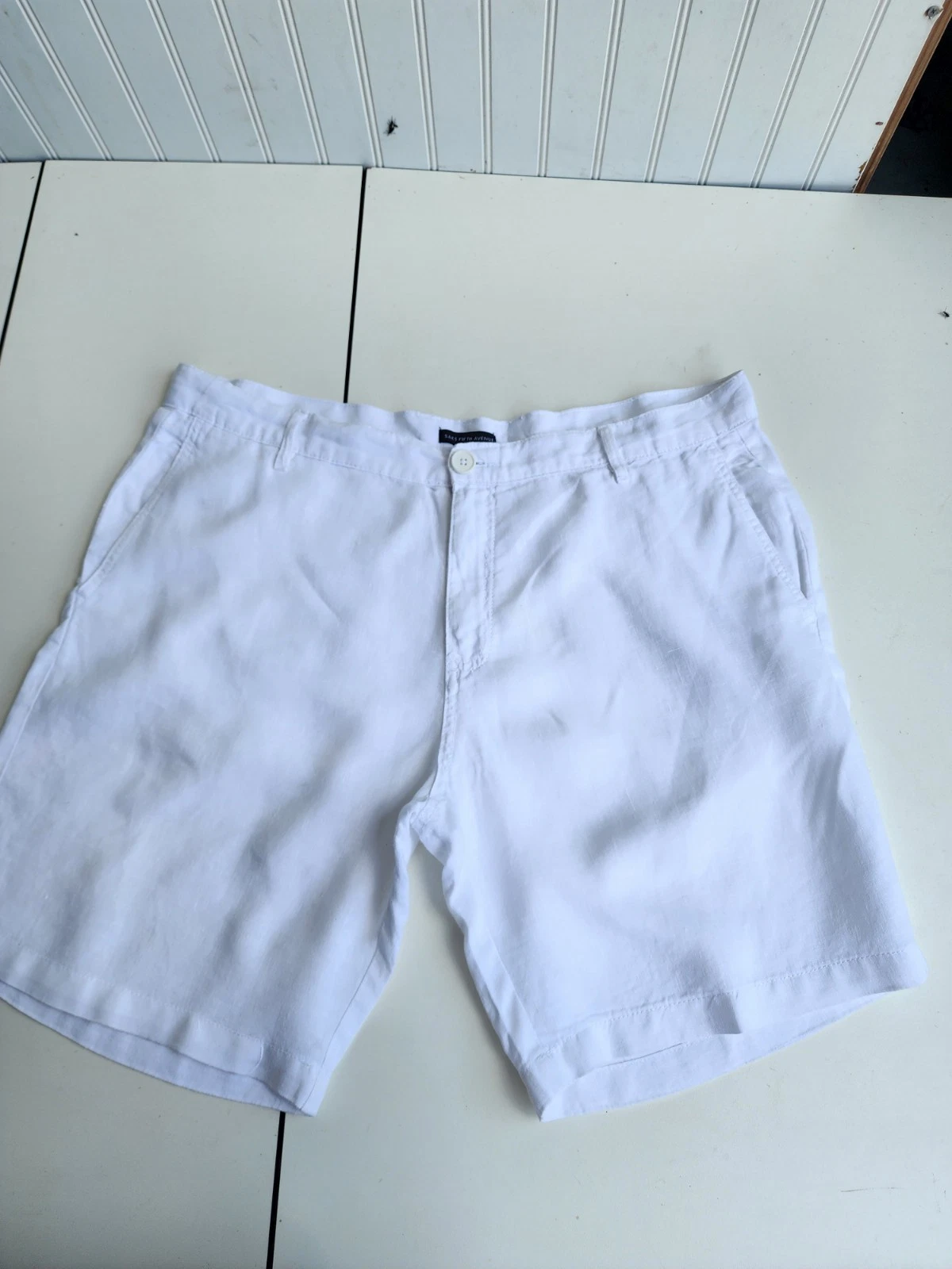 Saks Fifth Avenue 100% Linen Shorts Mens White Flat Front 40x8.5 Size 38