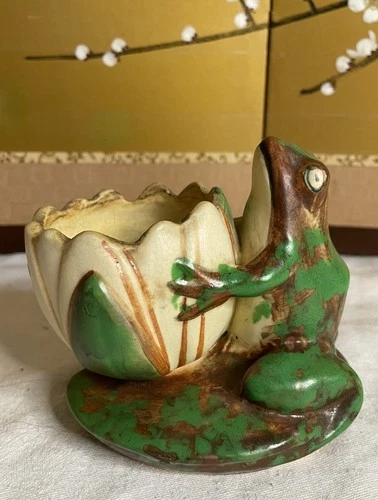 Antique Weller Coppertone 1920s Arts And Crafts Frog On A Lily Pad Planter