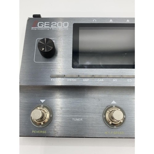 Mooer GE200 GE-200 Amp Modelado Guitarra Eléctrica Digital Multi-Efectos - Imagen 3 de 9