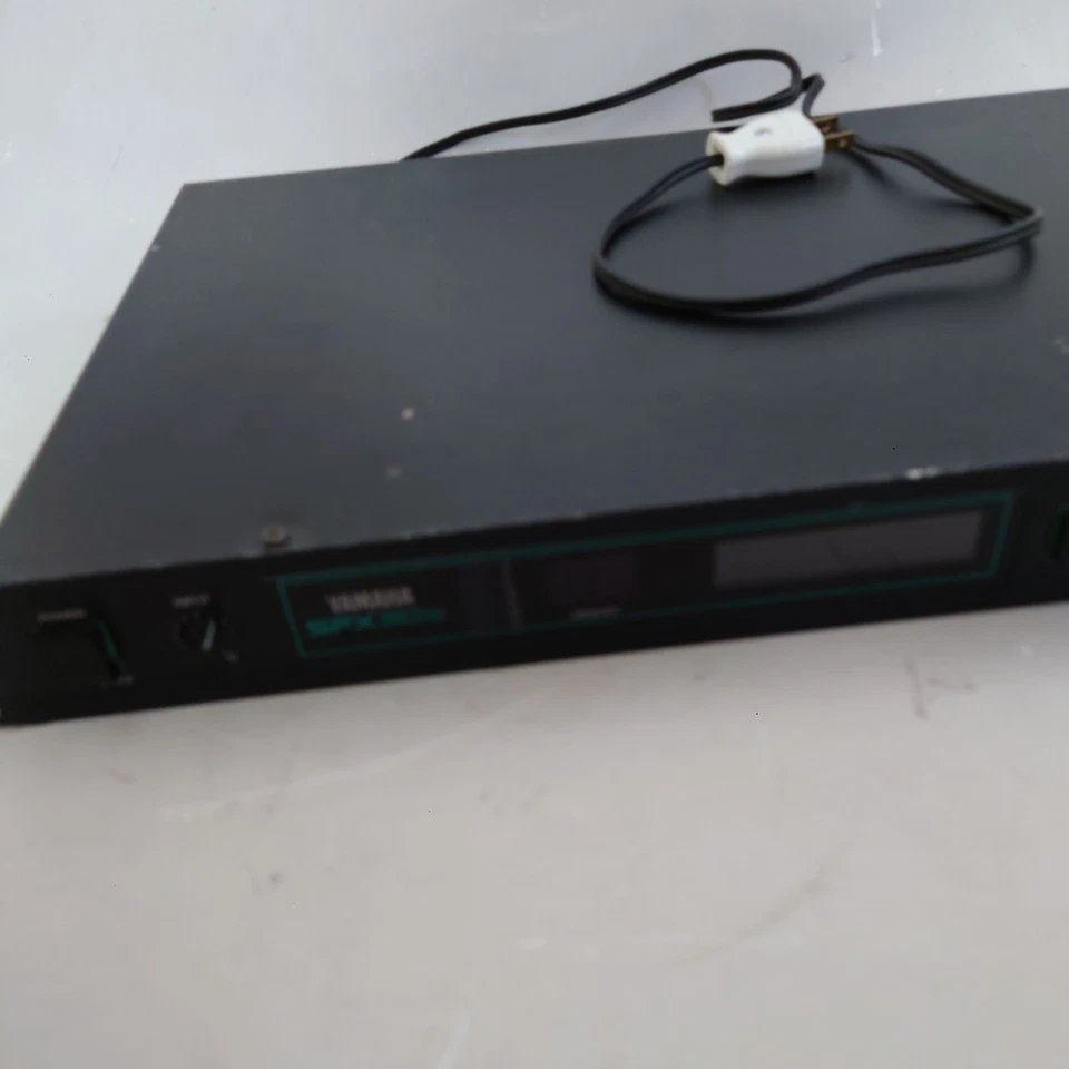 Yamaha SPX90 II Digital Multi Effects Processor Rack Unit Tested from Japan - Image 3 of 4