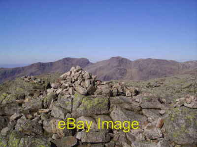 Foto 6x4 Summit Cairn, Crinkle Crags Cockley Beck\/NY2401 Scafells in vi c2007