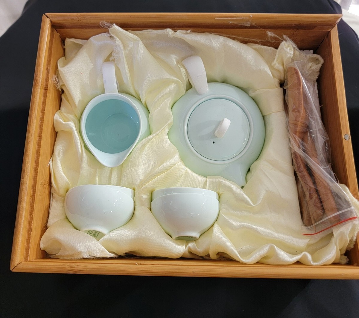 Chinese Japanese Handcrafted Zibo Huaguang Ceramics Tea Gift Set