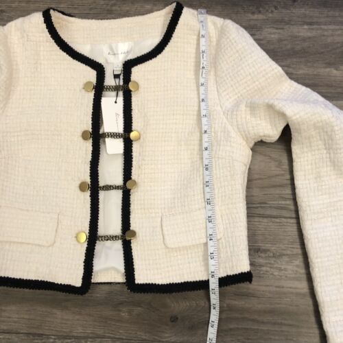 Giacca REVOLVE Line & Dot avorio Avery cropped catena impreziosita taglia S top NUOVO - Foto 13 di 13