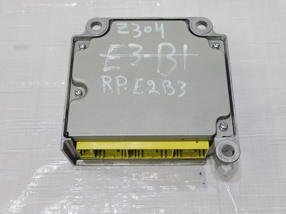 05 06 2005 2006 Unidad de control del motor Mitsubishi Outlander ECU ECM OEM MN141449 Foto 4 de 4