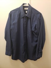 Men  s Van Heusen Blue Dress Shirt. 16 Neck. 32/33. Made in USA. Button Up.....